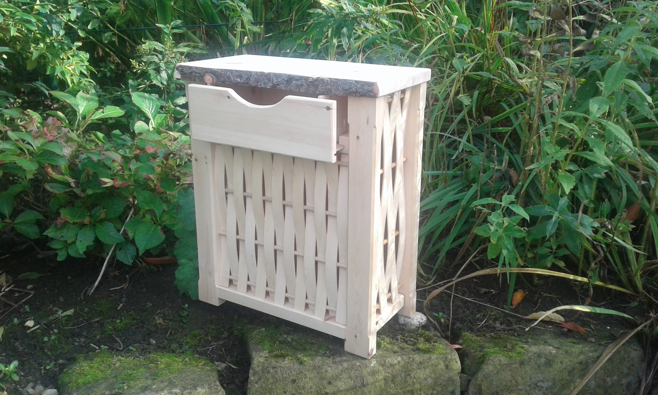 Aufbewahtrungsbox aus Zirbenholz mit Steinplatte